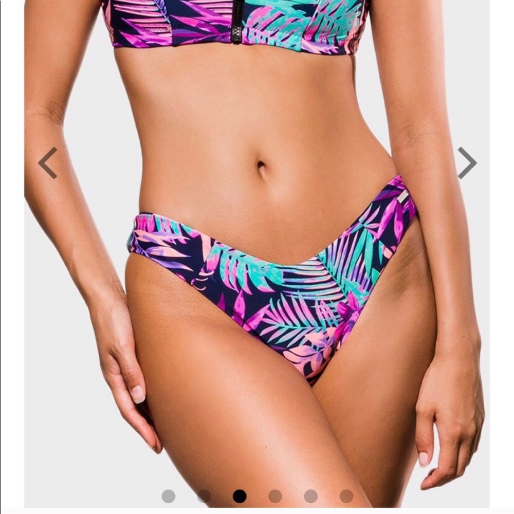 Maui bottoms, Miami Nights Blackbough Swim NWOT